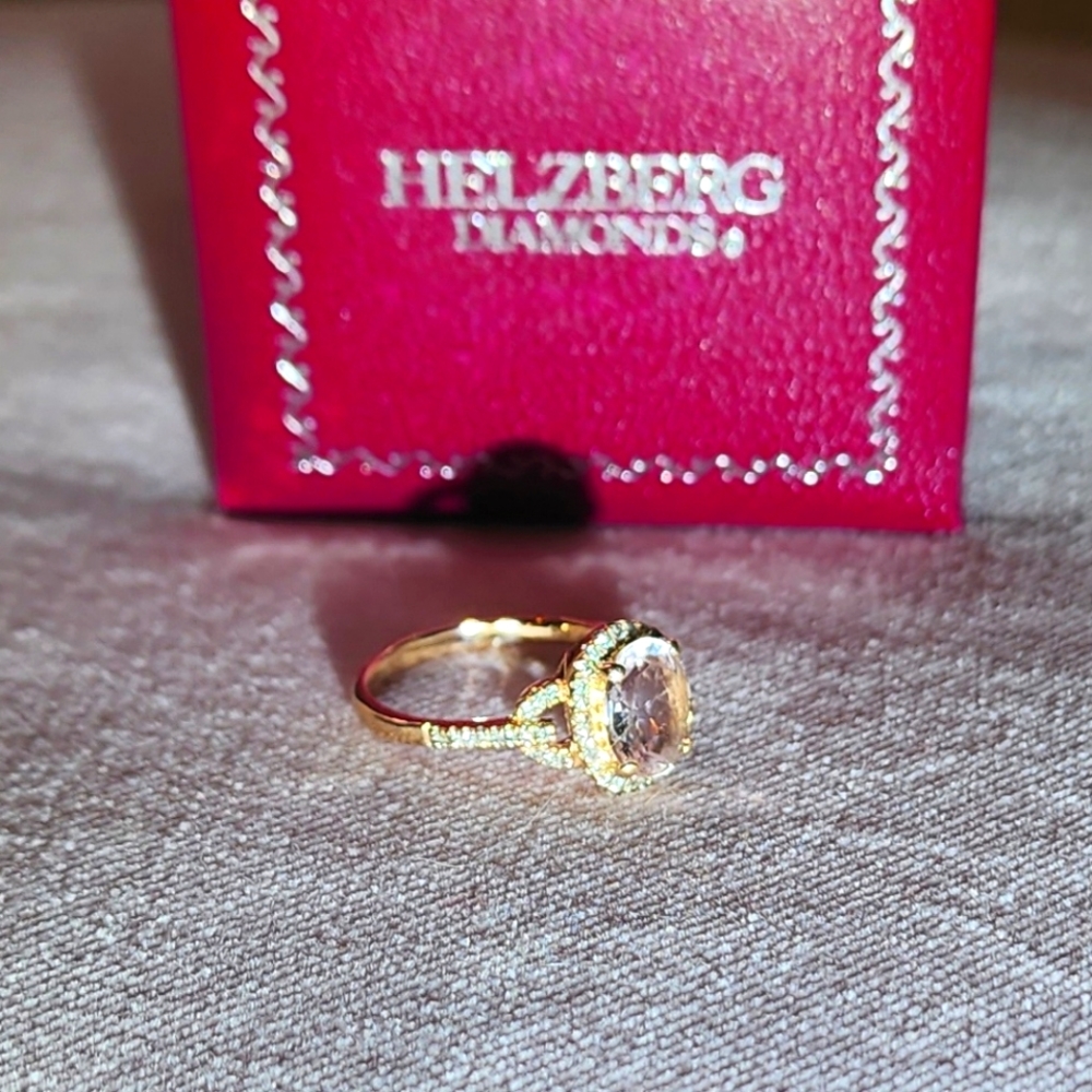 Helzberg Diamonds Pink Morganite - Picture 5 of 12